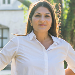 Christina Manolaki Copywriter